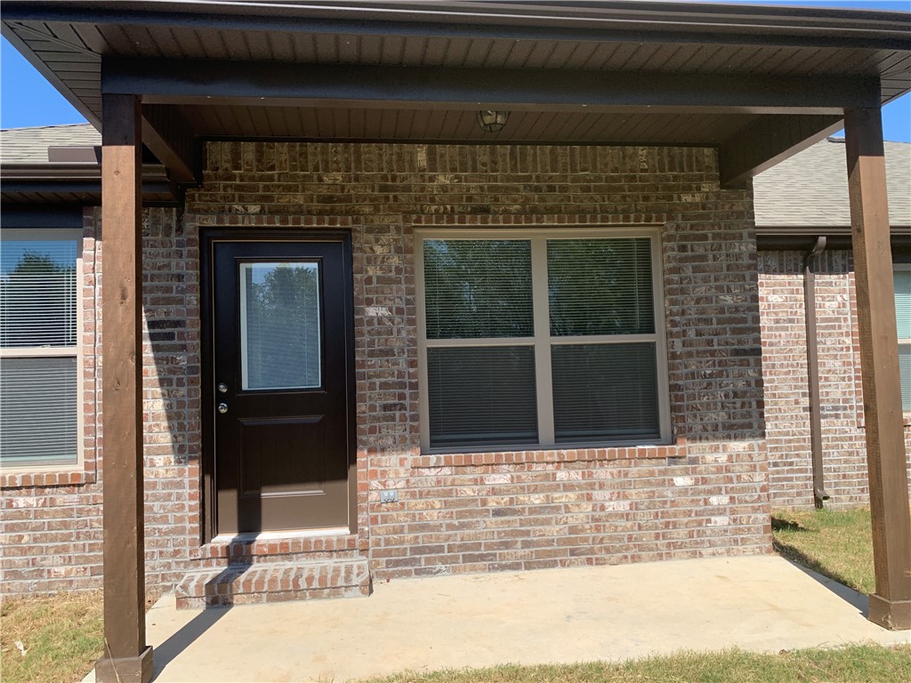 1611 Purple Finch Street