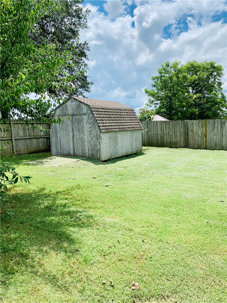 2044 Cobblestone Street