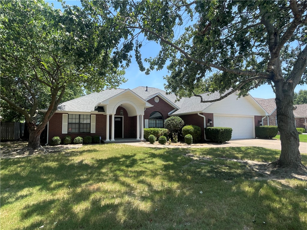 2948 N Quail Creek Drive