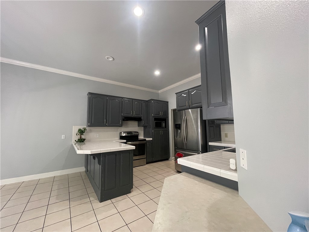 2948 N Quail Creek Drive
