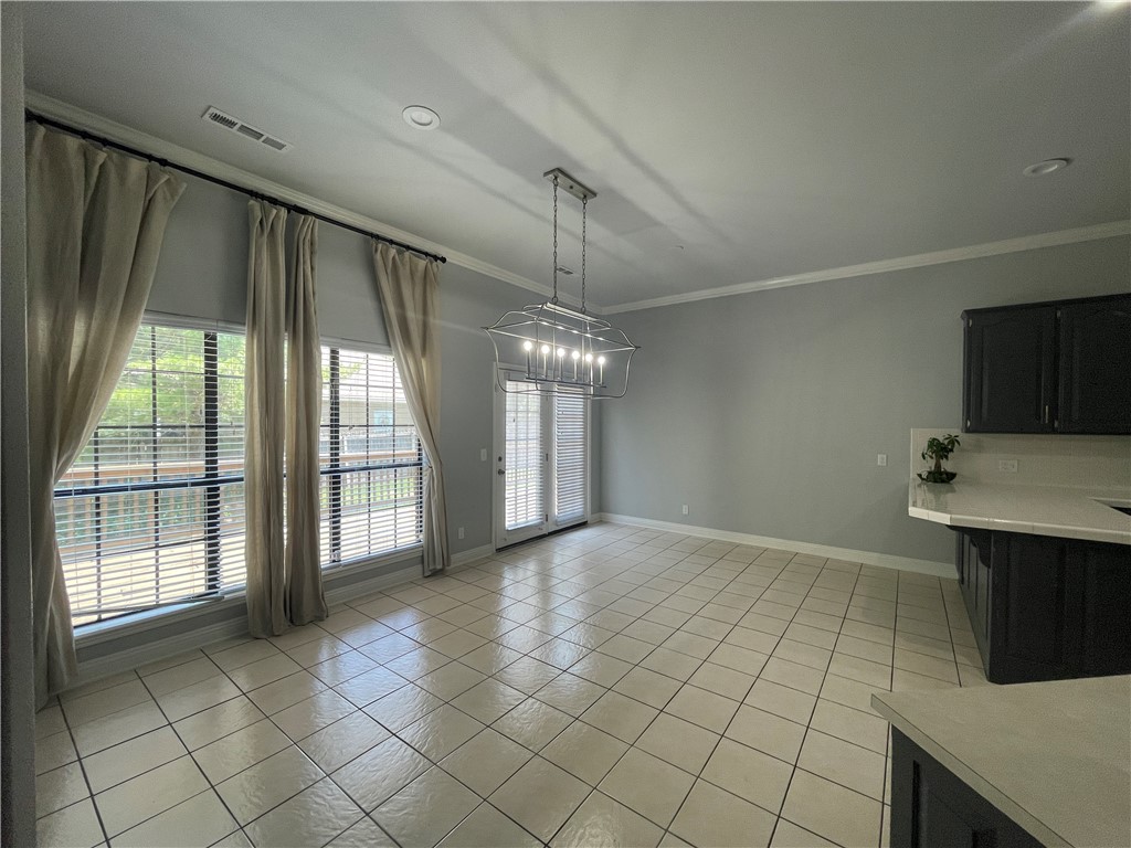 2948 N Quail Creek Drive