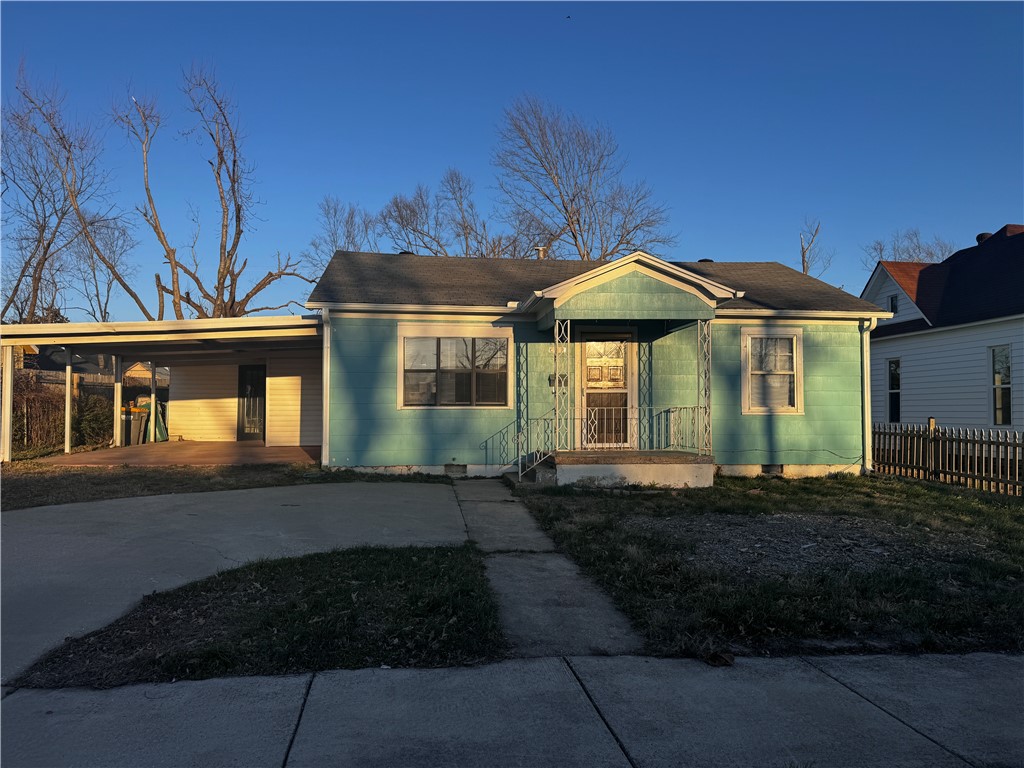 607 N 4th Street