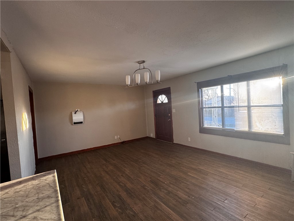 607 N 4th Street