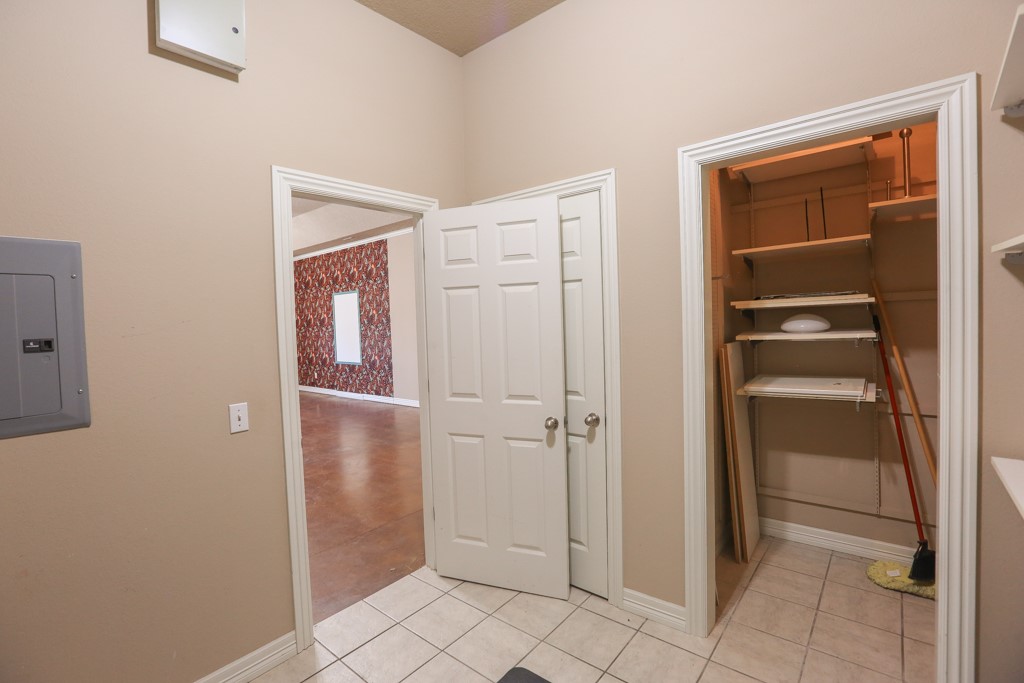 4100 Wagon Wheel Road 1