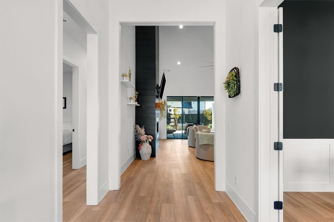 8610 W Feathered Nest