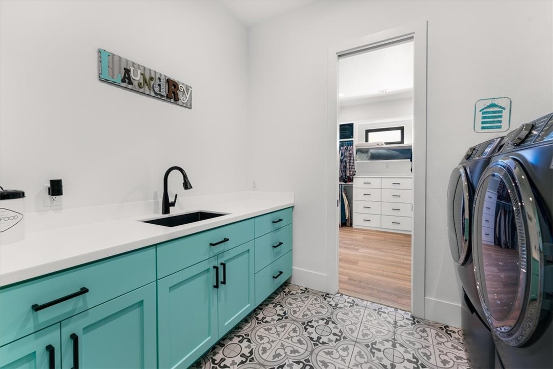 8610 W Feathered Nest