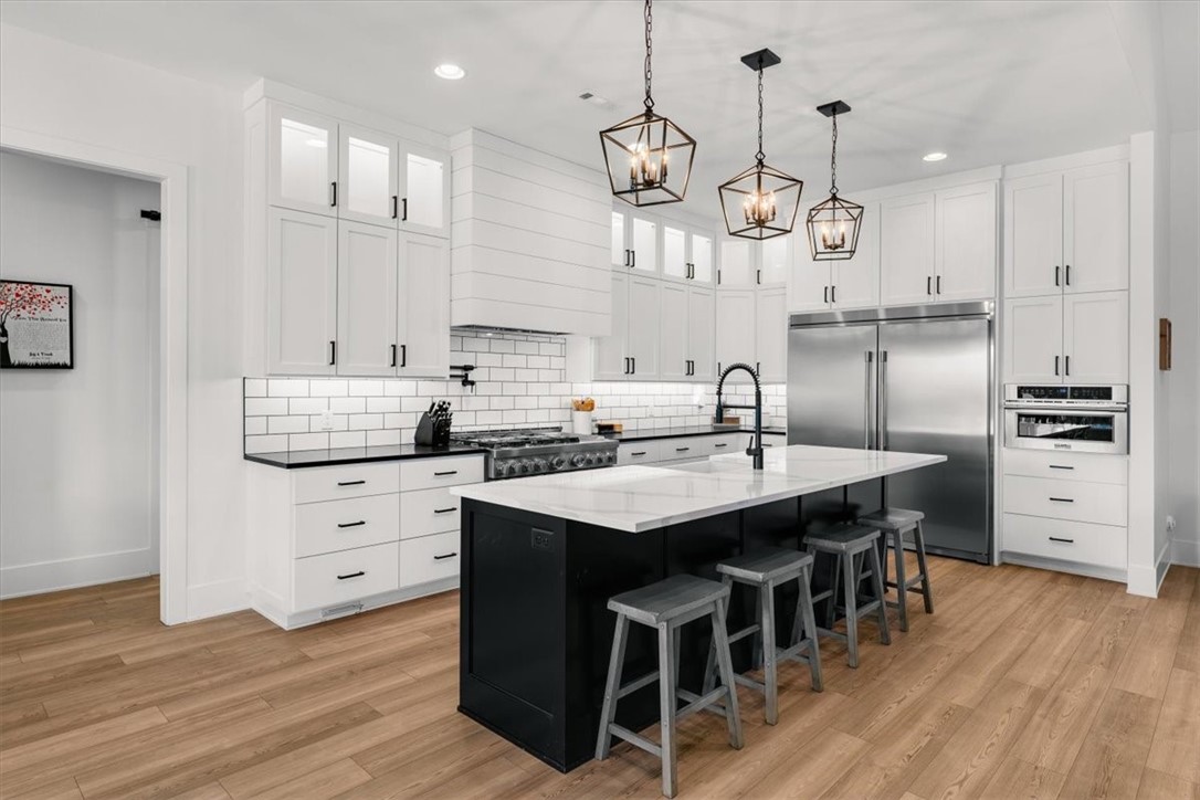 8610 W Feathered Nest