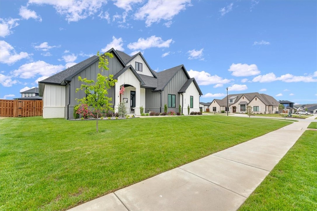 8610 W Feathered Nest