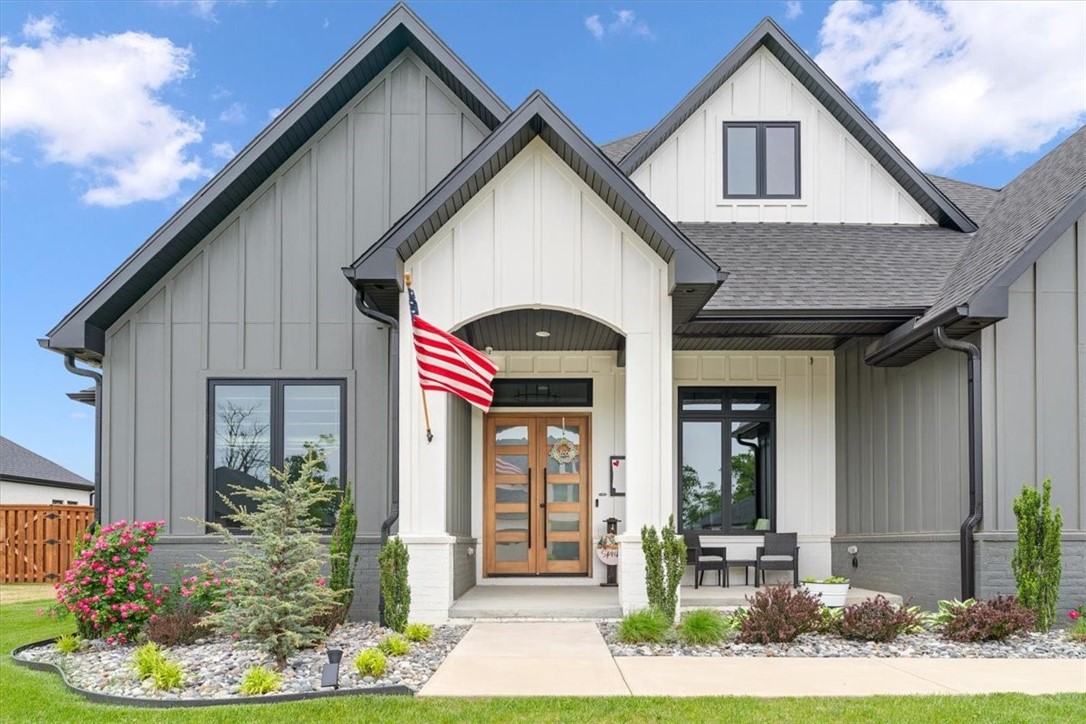 8610 W Feathered Nest