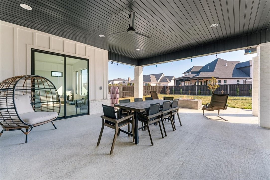 8610 W Feathered Nest