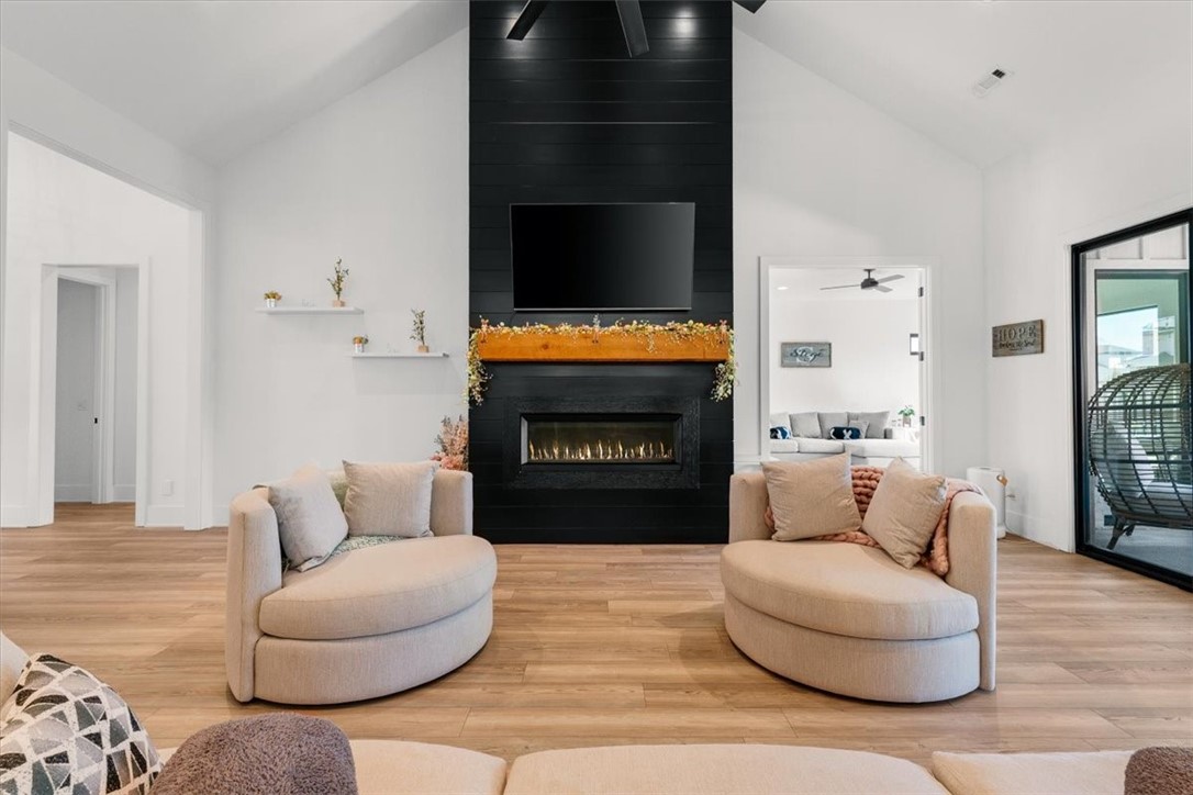 8610 W Feathered Nest