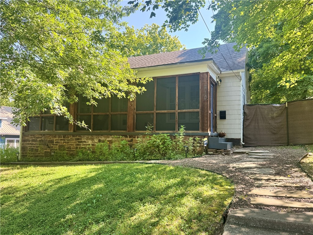610 N Olive Avenue