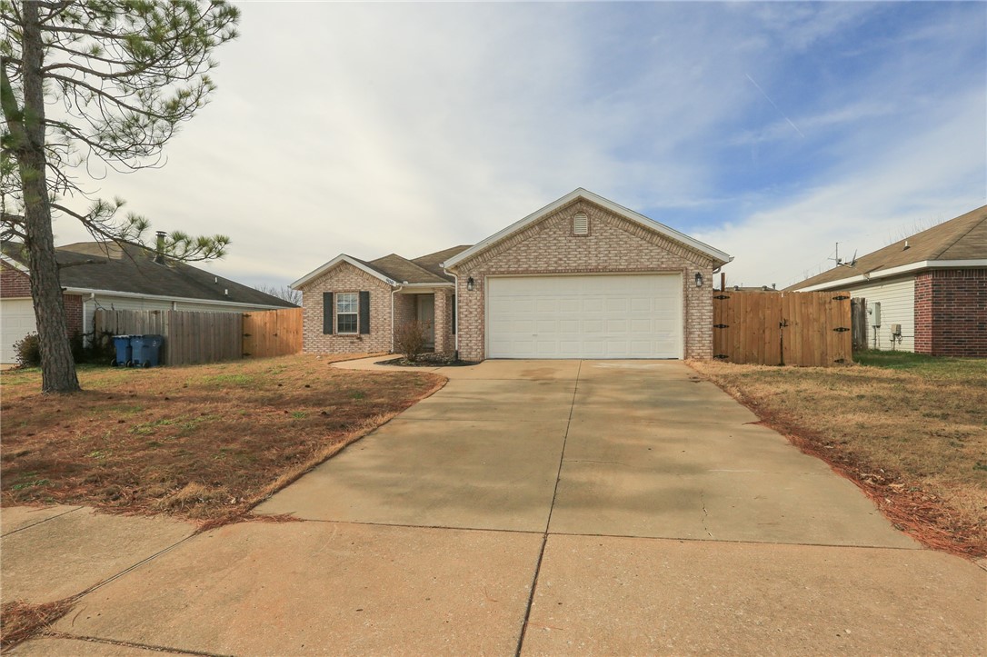 900 SW River Rock Street