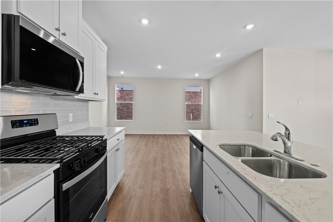 4682 W Aurora Street