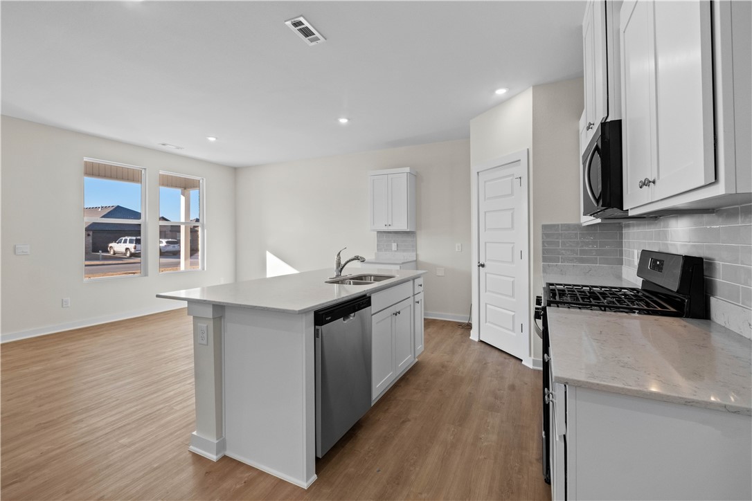 4682 W Aurora Street