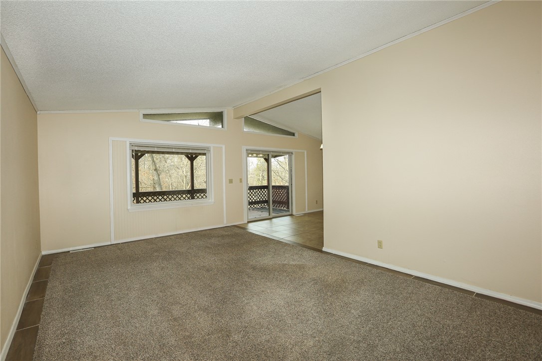 39 Sheneman Drive