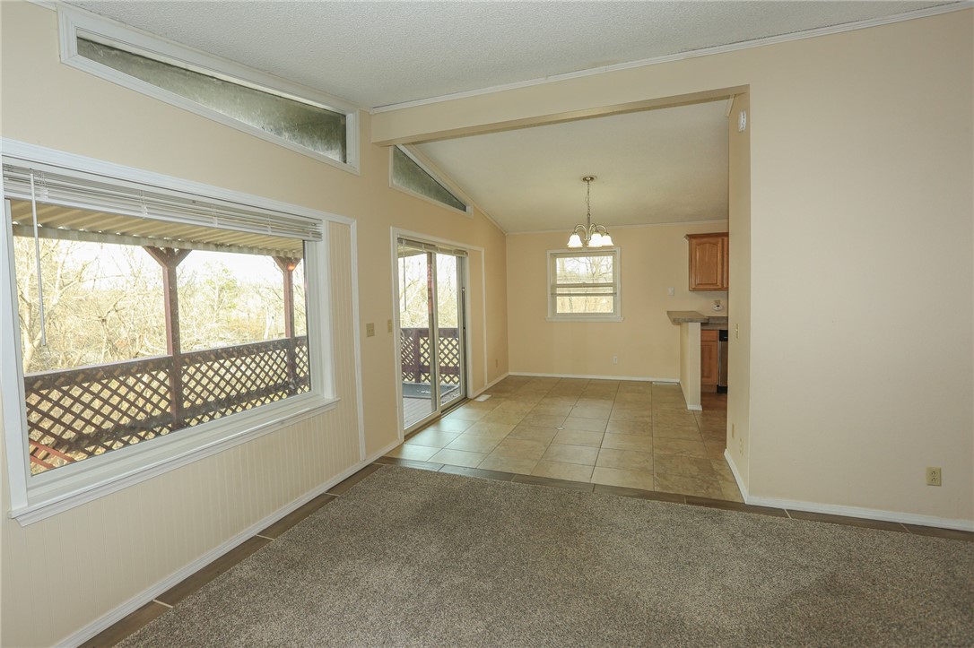 39 Sheneman Drive