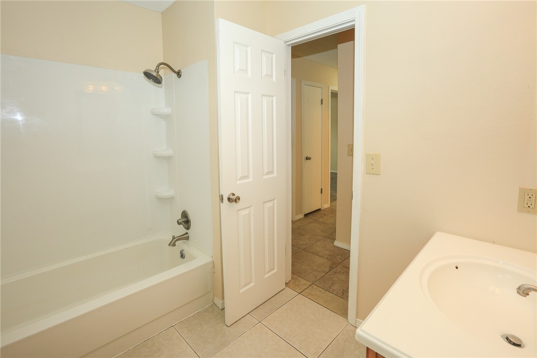 39 Sheneman Drive