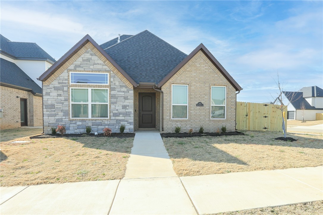 3213 SW Lovely Lane