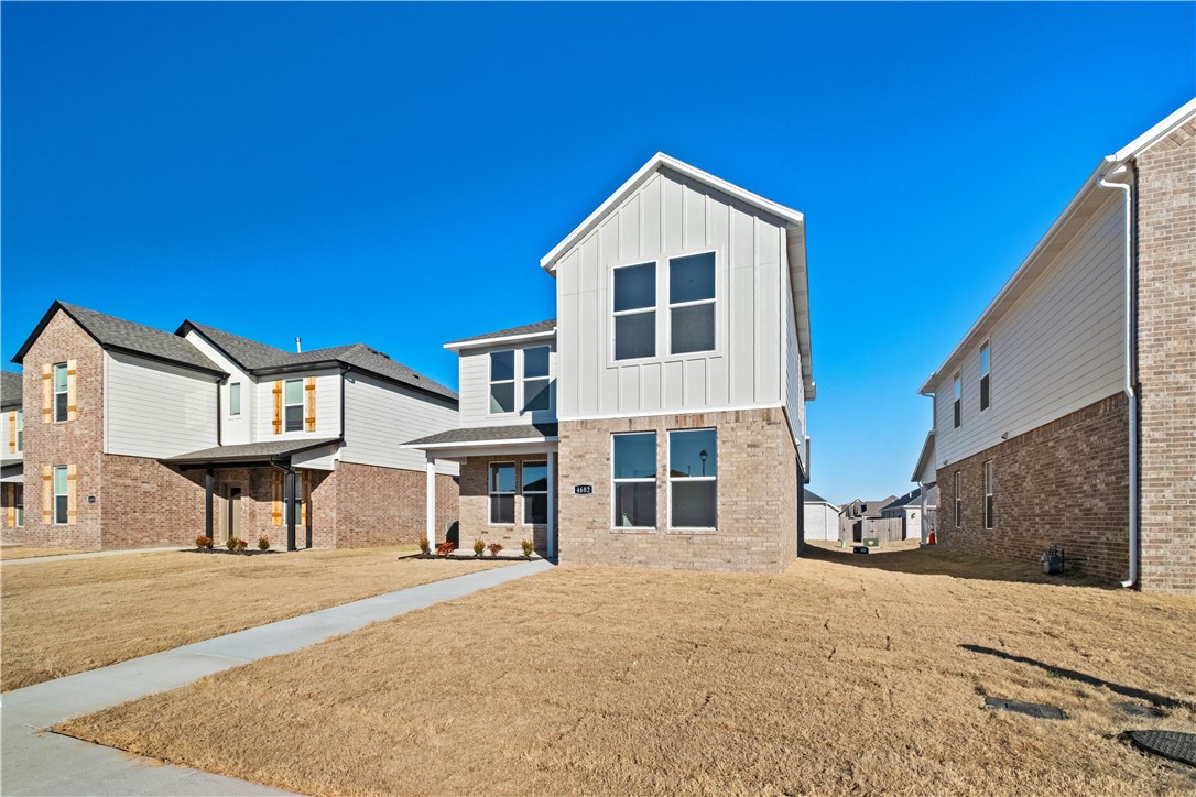 4682 W Aurora Street