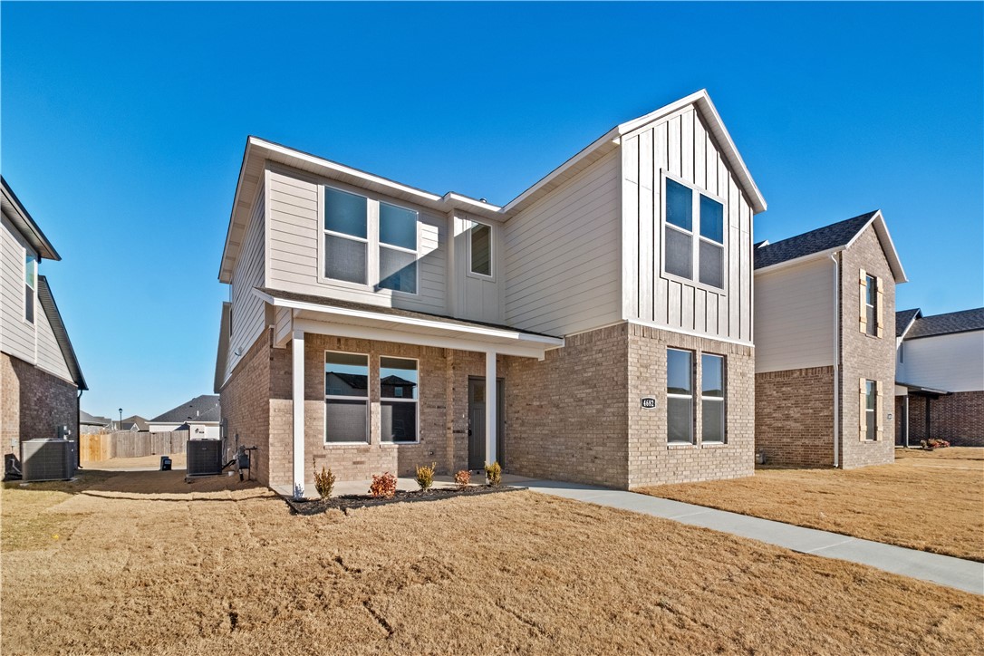 4682 W Aurora Street