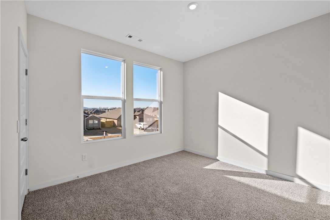 4682 W Aurora Street