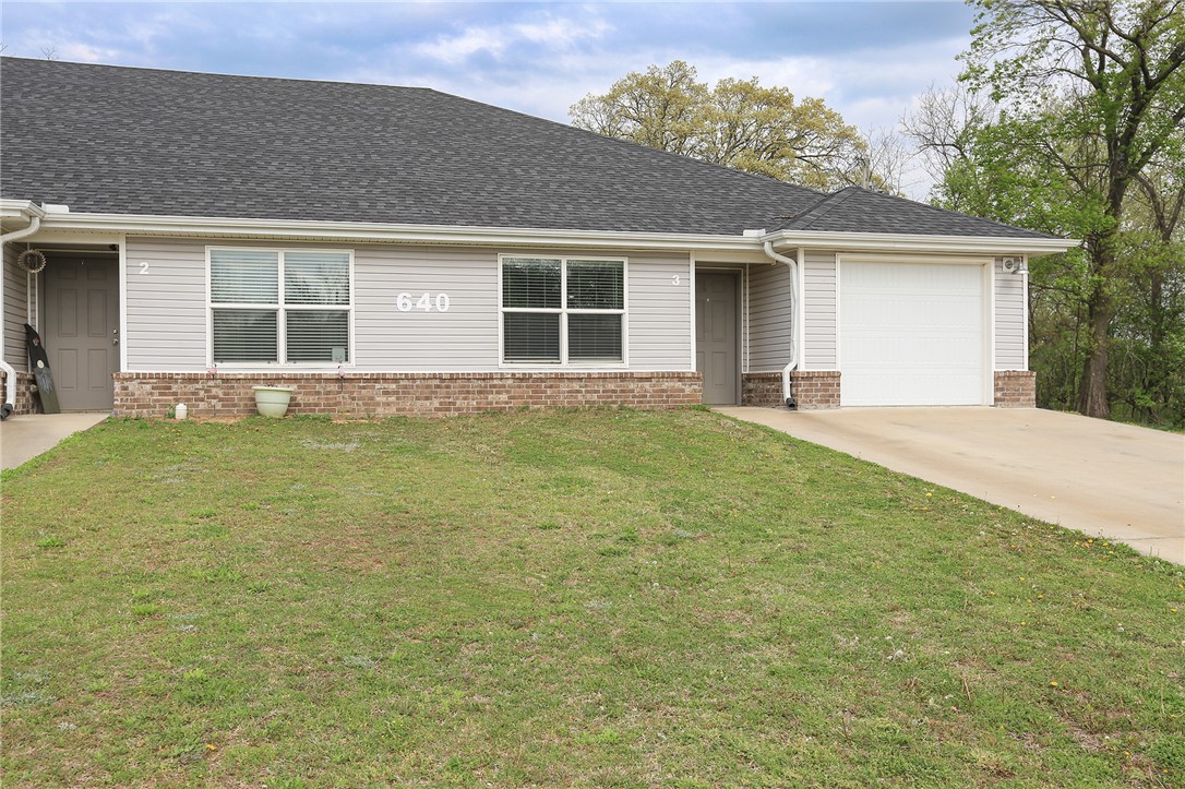 640 Hidden Springs Drive 3