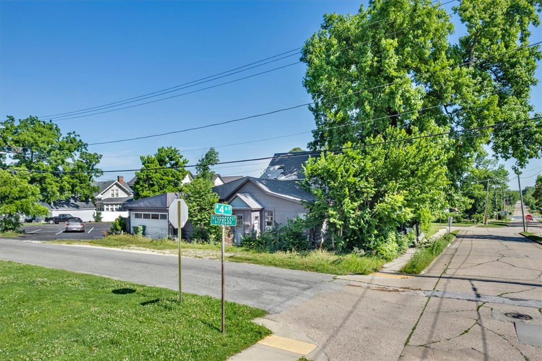 408 4th Street