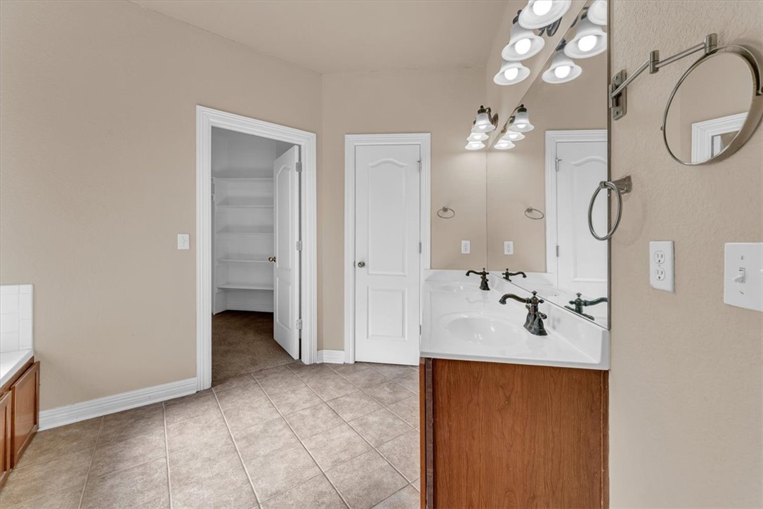 4180 W Morning Mist Drive