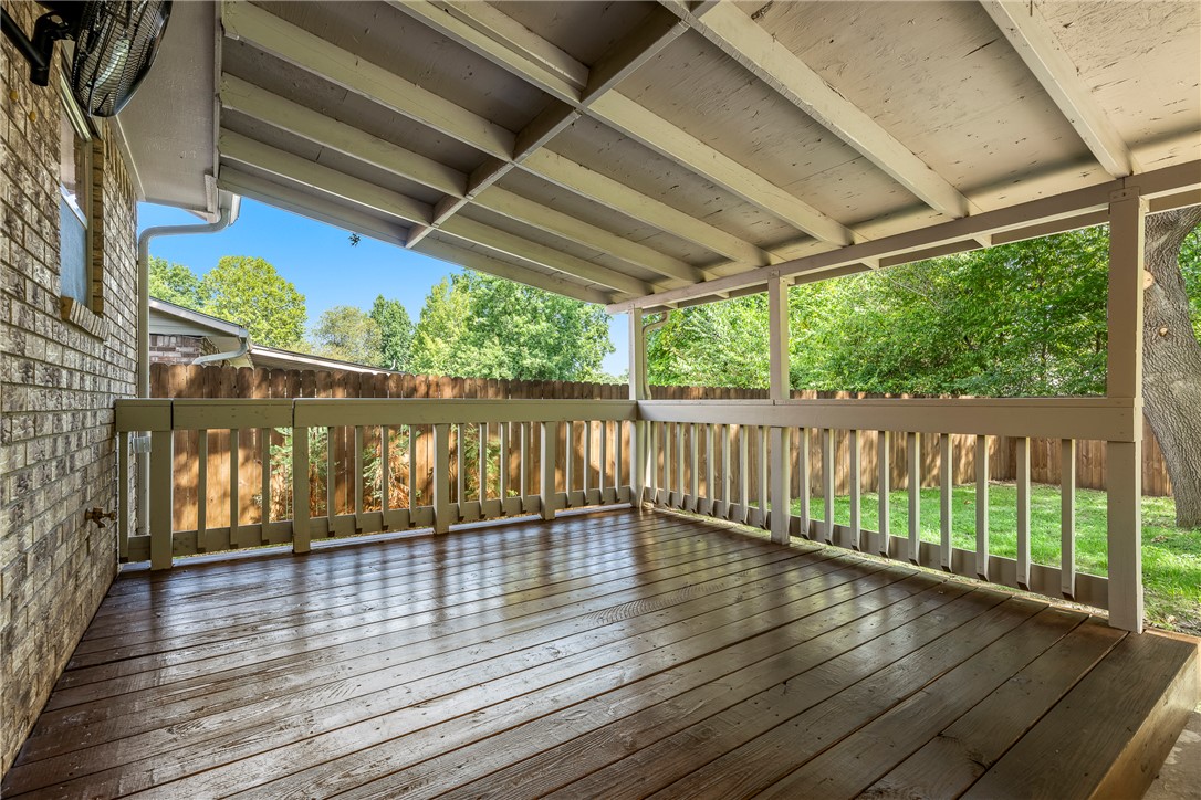 1607 Greenbriar Street