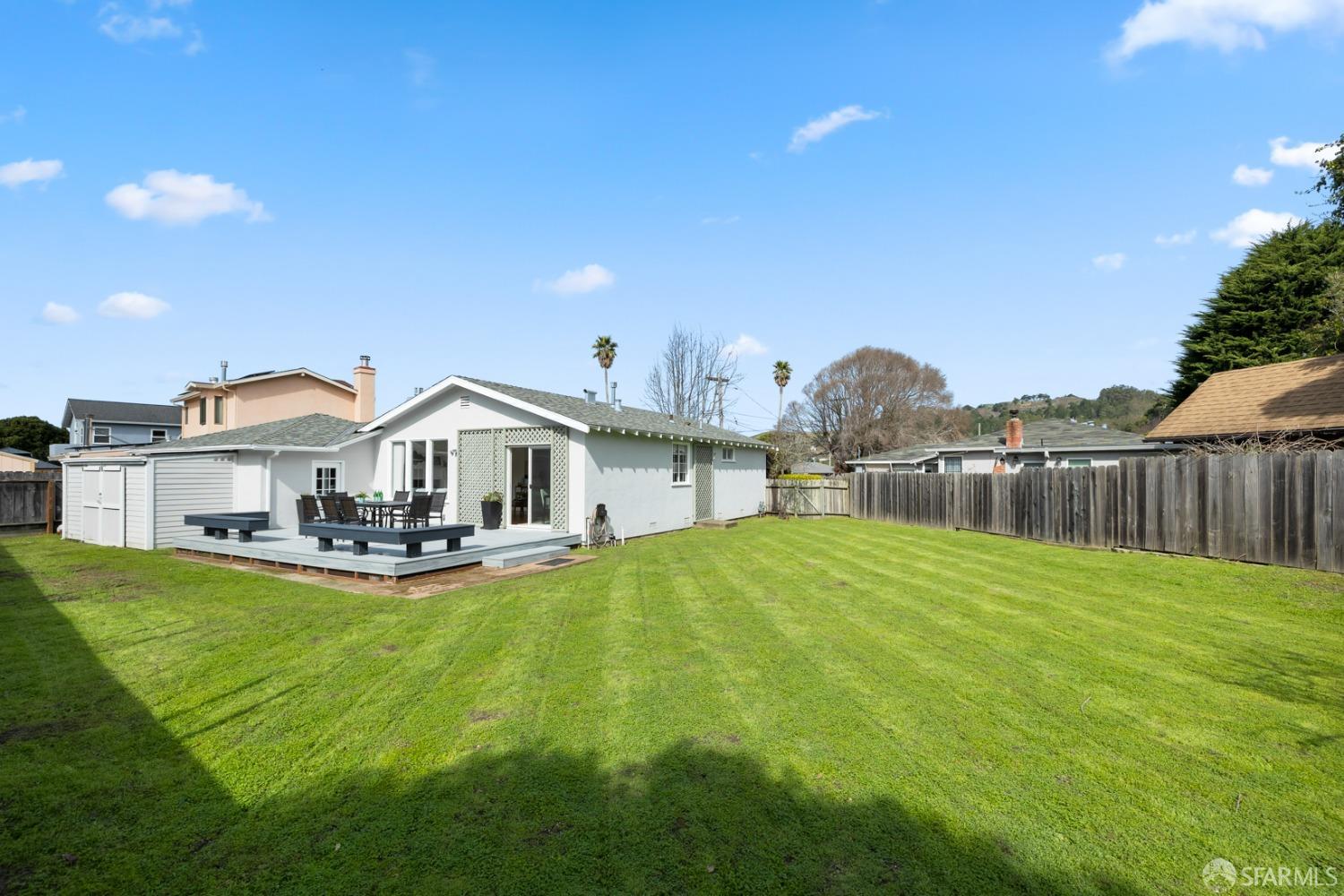 1303 Hermosa Avenue