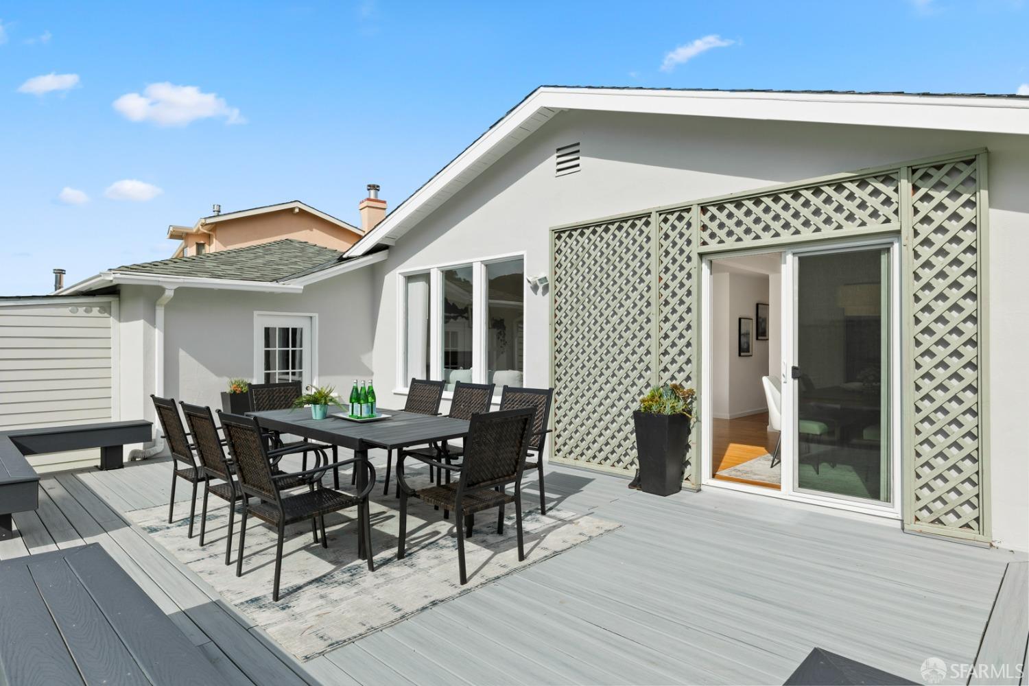 1303 Hermosa Avenue