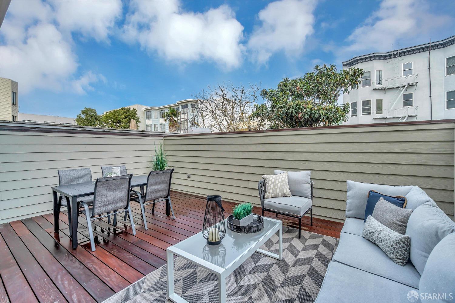 1734 Lombard Street # 4