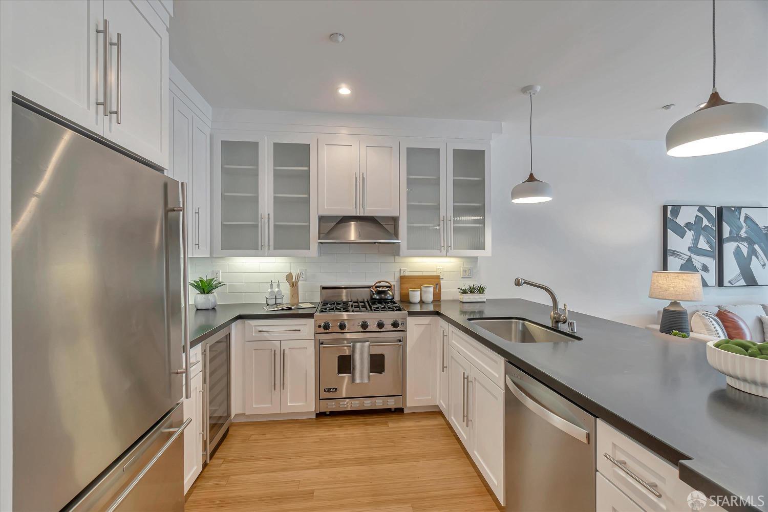 1734 Lombard Street # 4