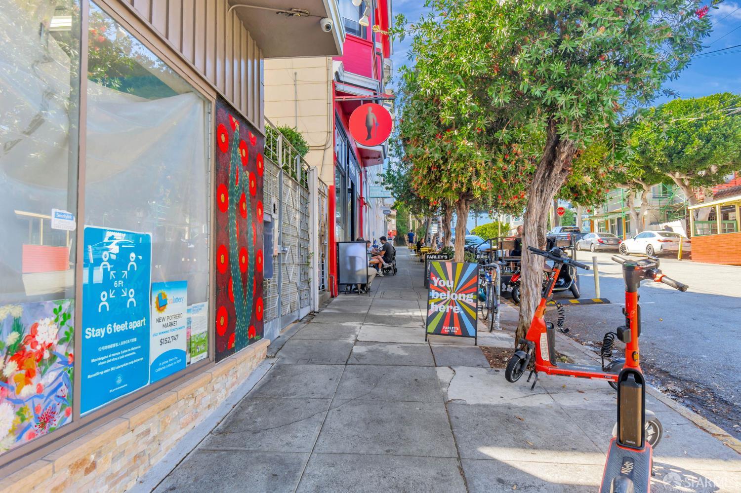 542 Kansas Street