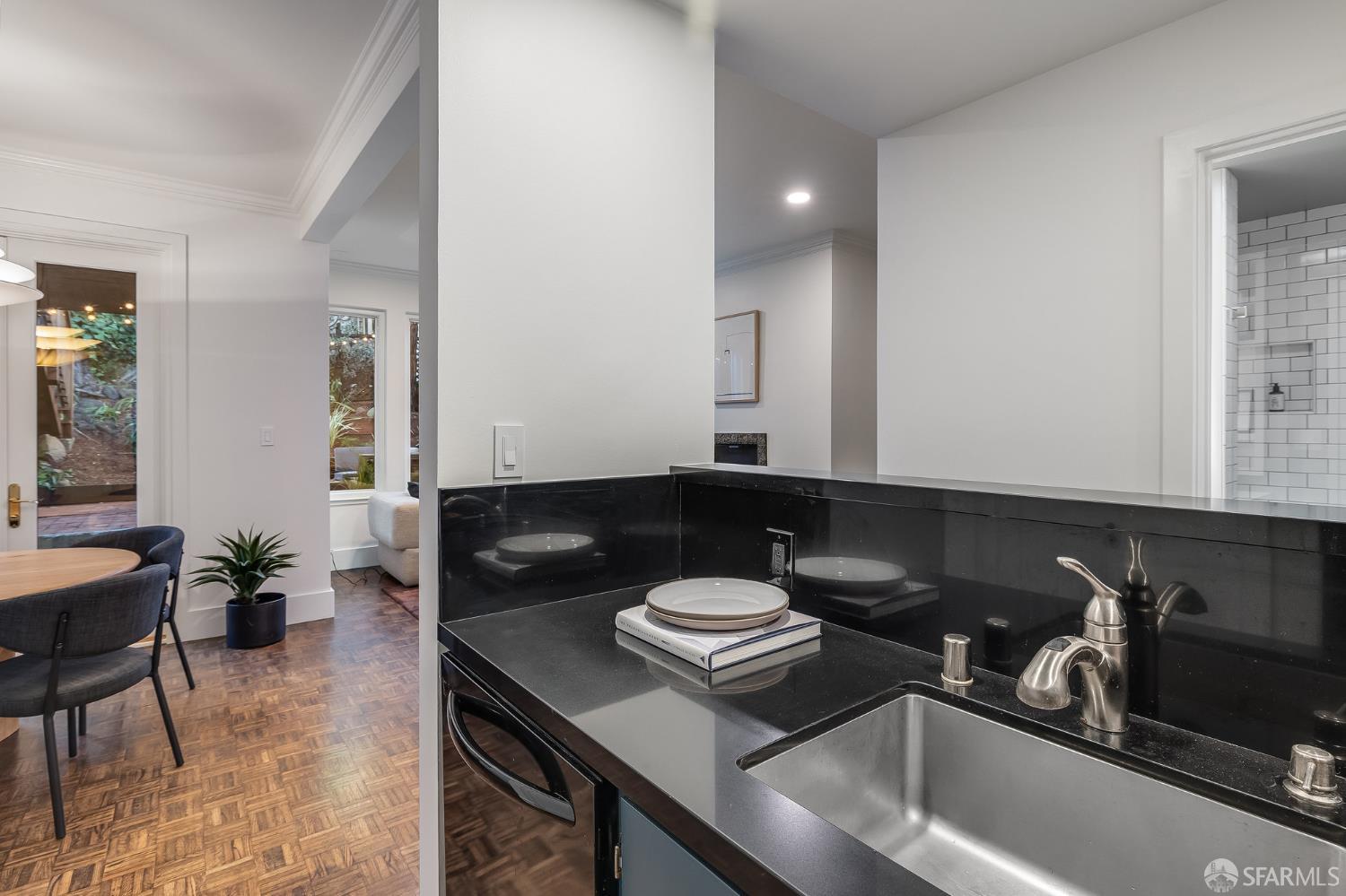 2757 Greenwich Street