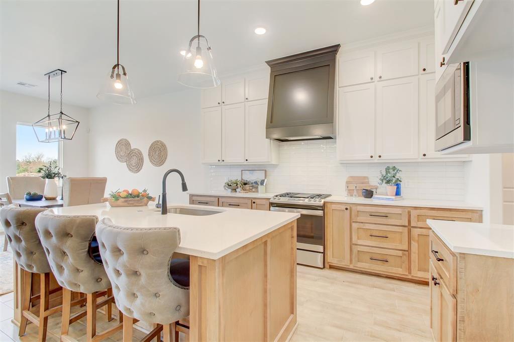 8003 Goldfinch Drive