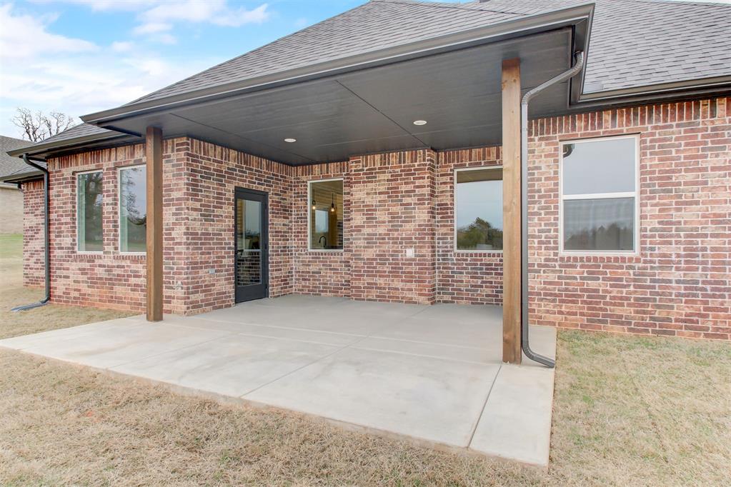 8003 Goldfinch Drive
