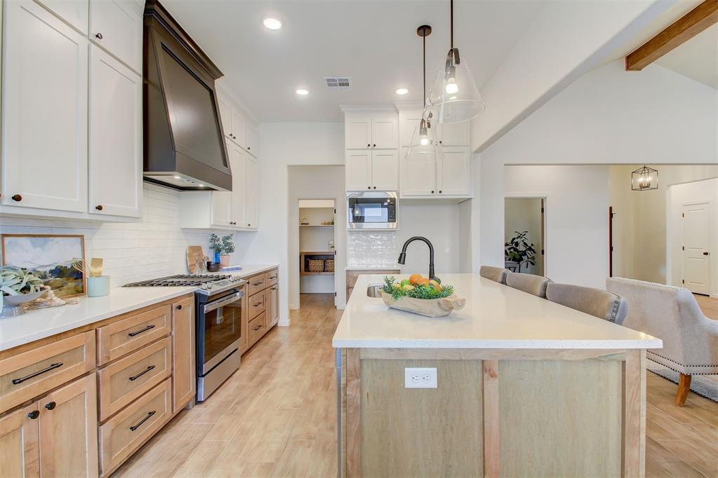 8003 Goldfinch Drive