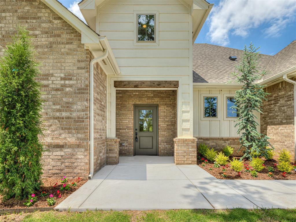 8005 Goldfinch Drive