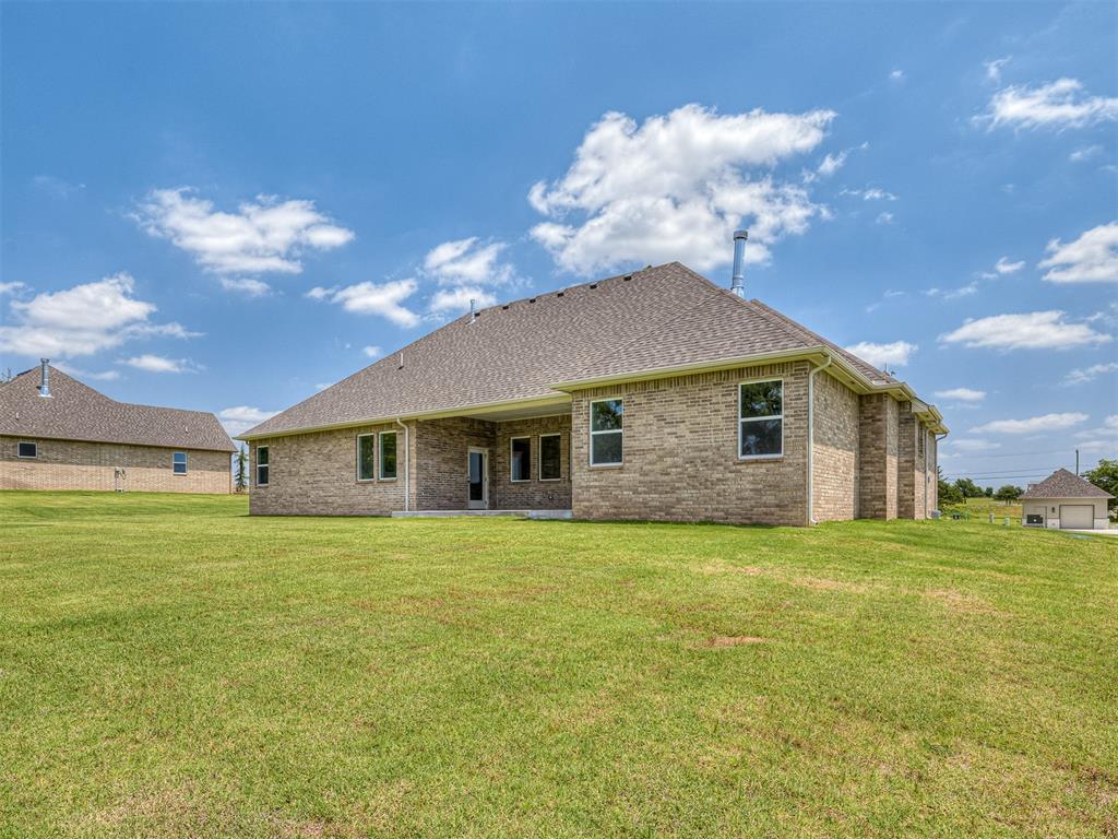 8005 Goldfinch Drive