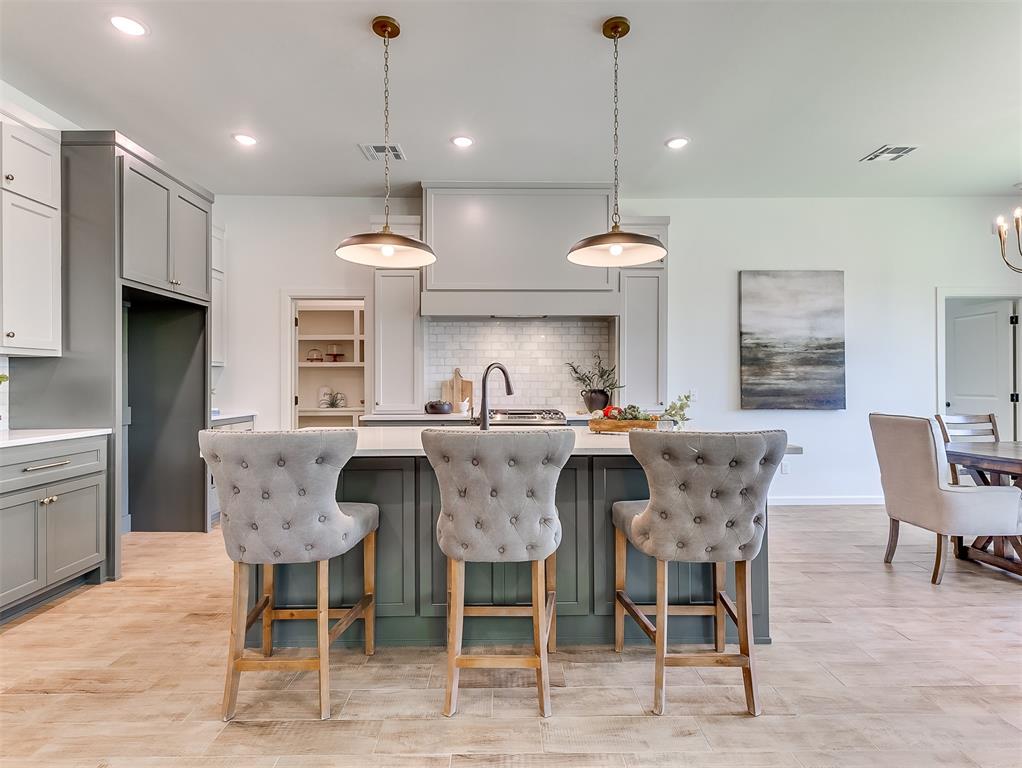 8112 Goldfinch Drive
