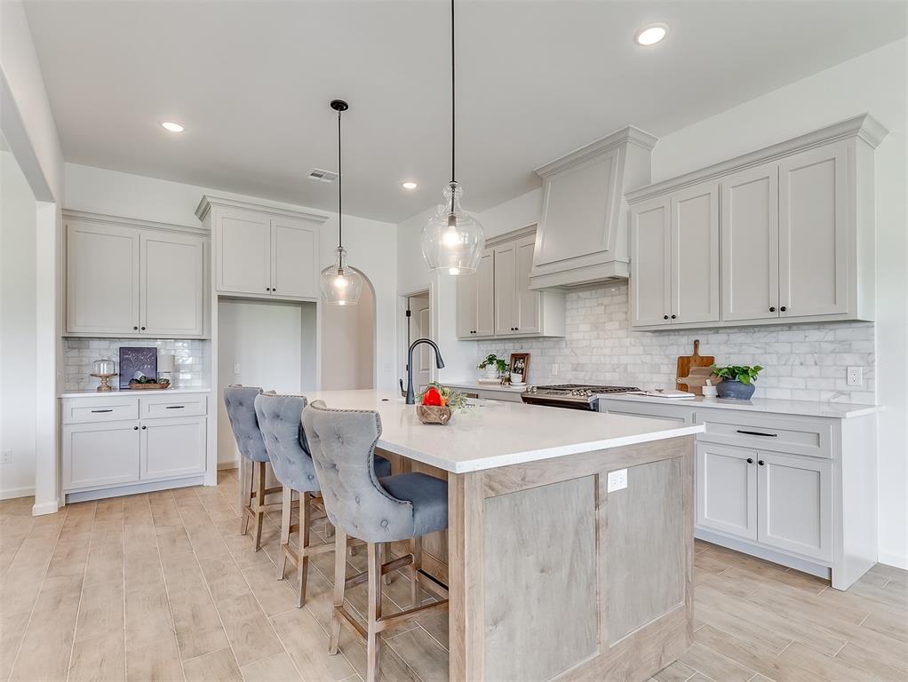 8008 Goldfinch Drive