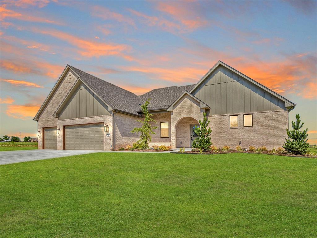8008 Goldfinch Drive