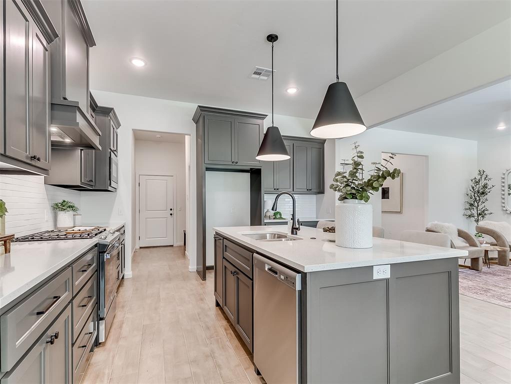 8007 Goldfinch Drive
