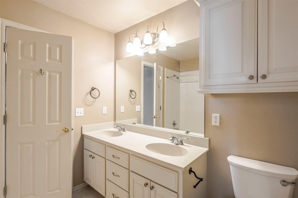 1405 Boomer Trail