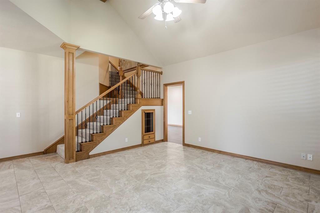 1405 Boomer Trail