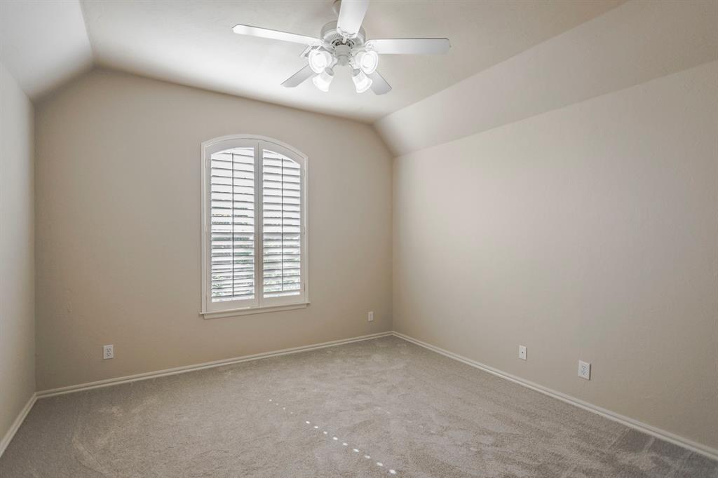1405 Boomer Trail