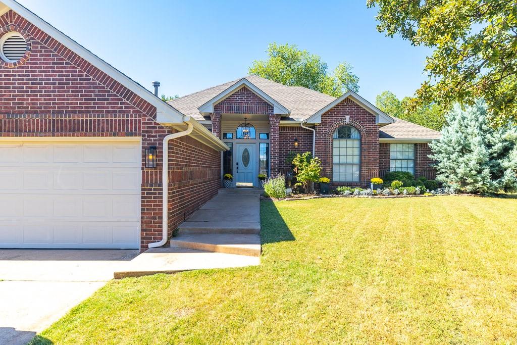 633 Lookout Circle