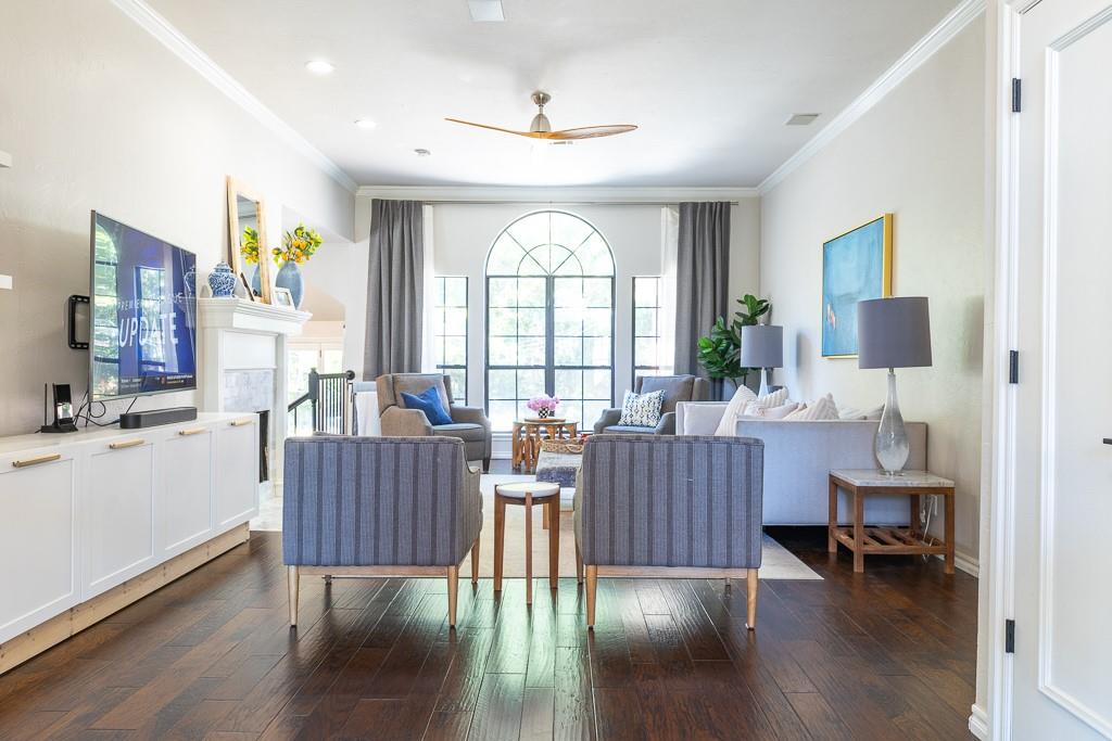 633 Lookout Circle